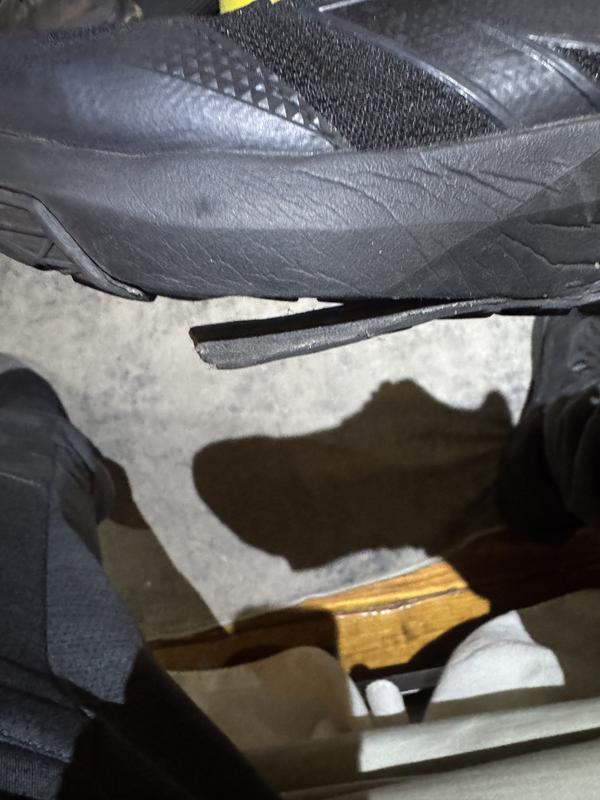 Customer photo for "Shoe unglued"