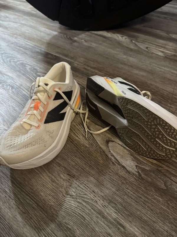 FuelCell SuperComp Trainer v3 - New Balance