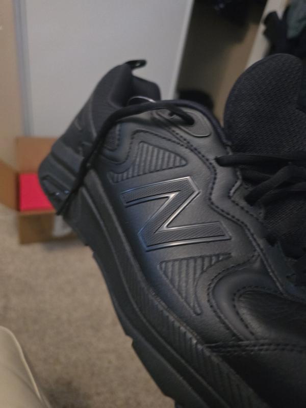 MX857v3 Slip Resistant - New Balance