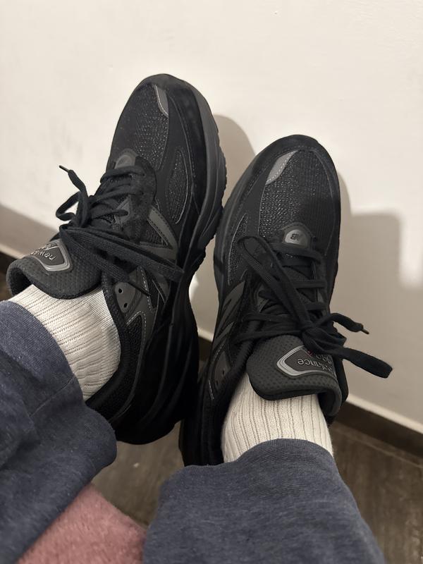 Shop Unisex Made in USA 990v6 Lifestyle Shoes Online - New Balance