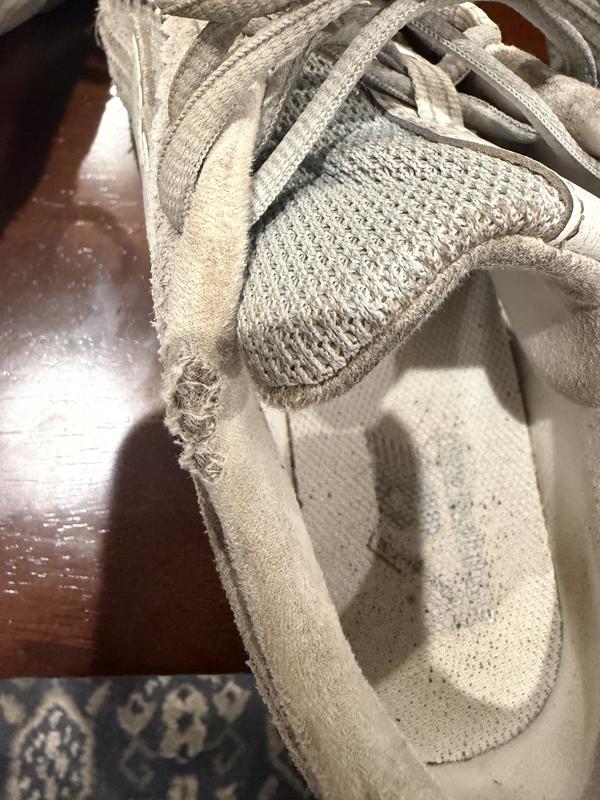 Customer photo for "Poor quality - started fraying very quickly"