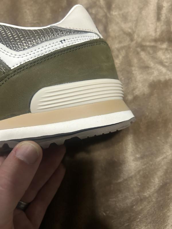 Review Thumbnail Image 1 386155489
