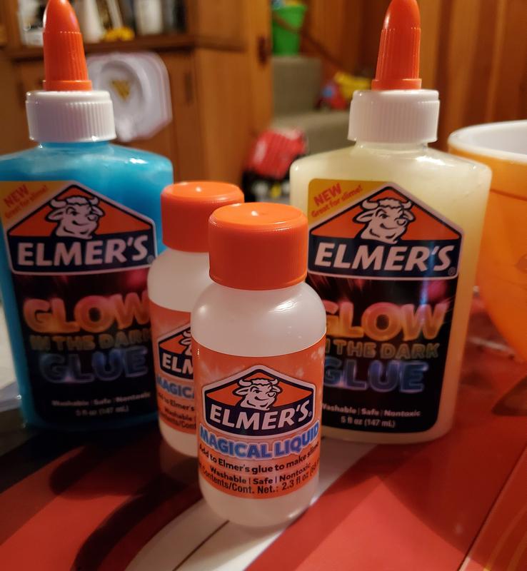 Testing Elmer's Glow in the Dark Glue Slime Kit