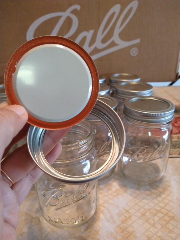 Ball Regular Mouth Mason Jars, 16-Oz. Pint Glass Jars with Lids & Bands,  20-Pack - Sam's Club