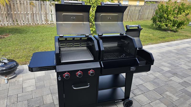 Oakford 1150 Pro Offset Smoker and 3-Burner Propane Gas Grill
