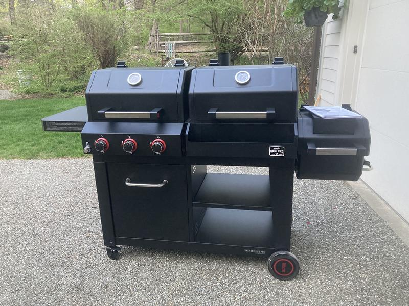 Oakford 1150 Pro Offset Smoker and 3-Burner Propane Gas Grill
