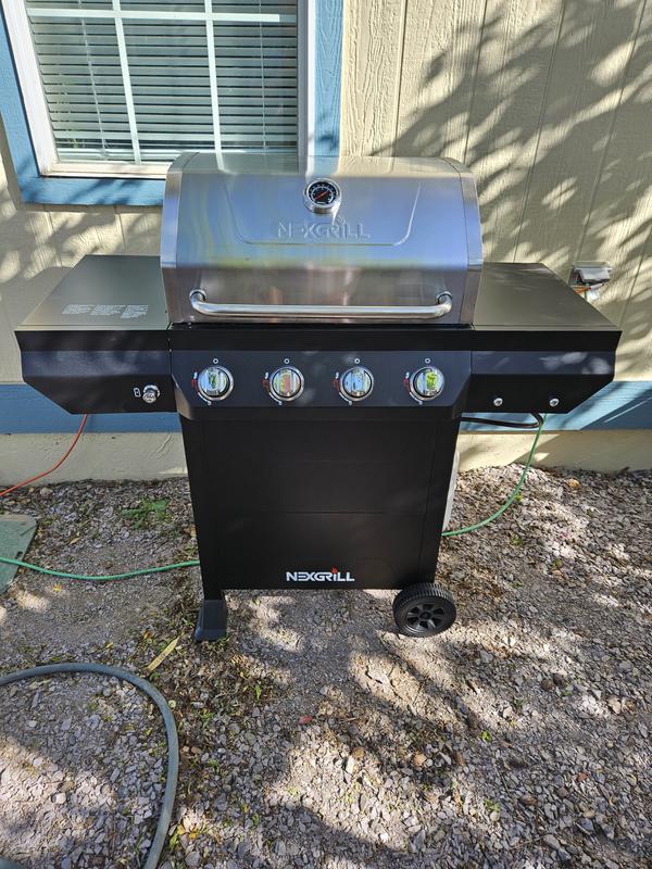 Black 4-Burner Prop.Gas Grill with Stainless Steel Main Lid