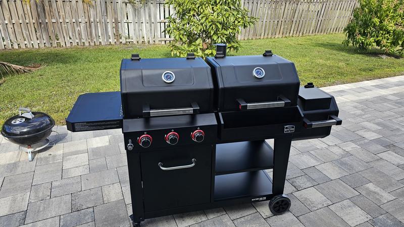 Oakford 1150 Pro Offset Smoker and 3-Burner Propane Gas Grill