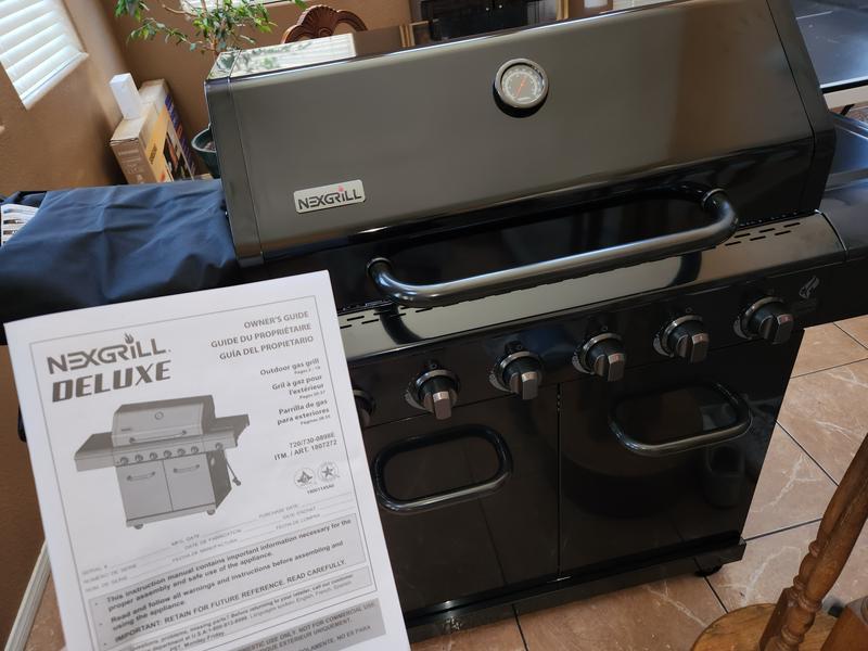 Deluxe 6-Burner Gas Grill - Searing Side Burner & Rotisserie