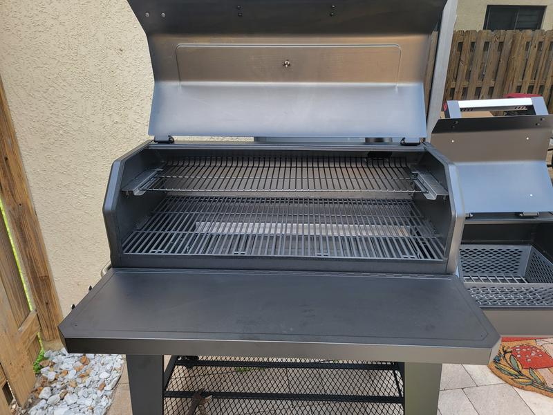 Nexgrill Oakford 1150 Reverse Flow Offset Smoker Charcoal Grill in