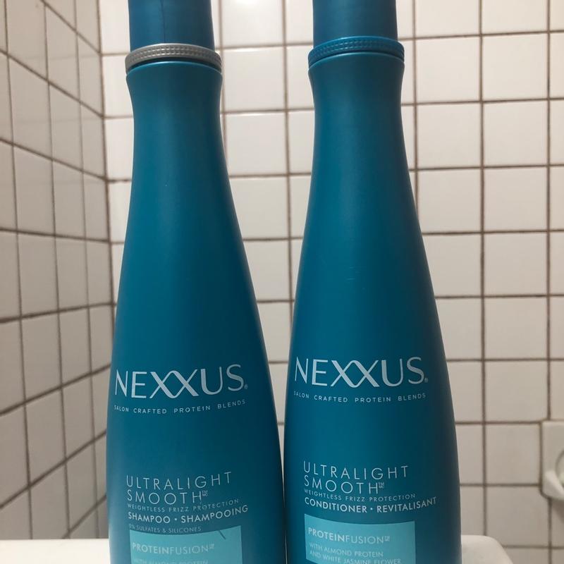 Nexxus Ultralight Smooth Weightless Frizz Protection Line Review