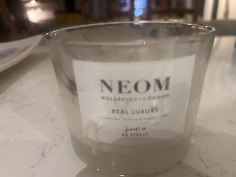 Customer photo for "The candle wicks burned unevenly"