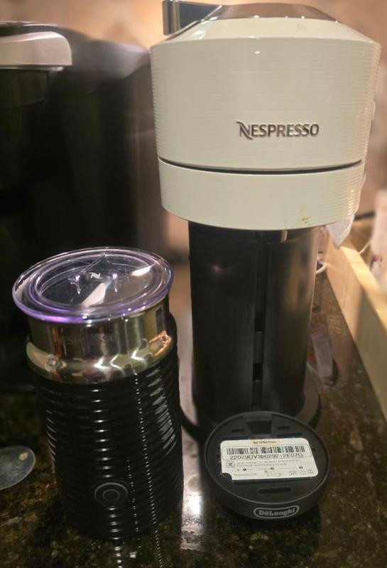 Nespresso Vertuo Next - Deluxe Matte Black Chrome | Small Coffee
