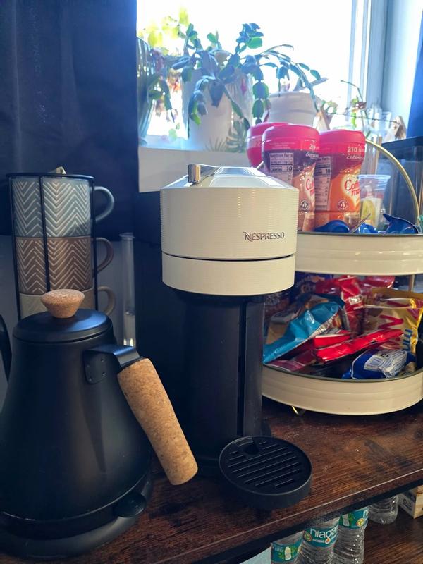 Nespresso Vertuo Next - Deluxe Matte Black Chrome | Small Coffee