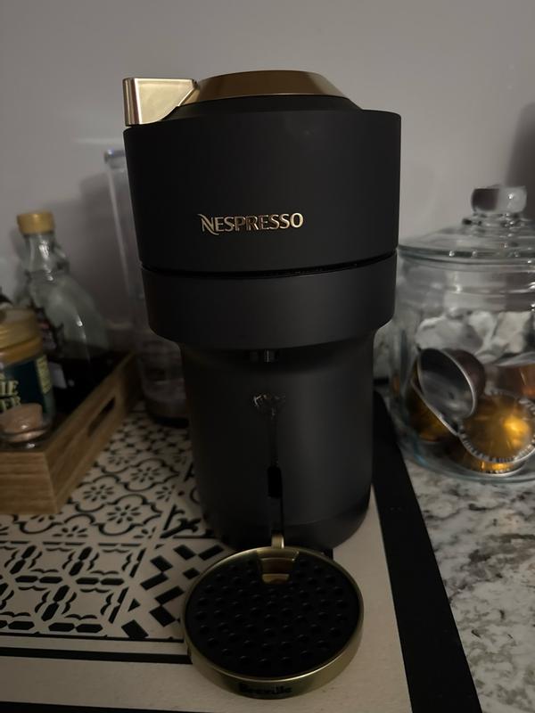 Customer carousel item 6.