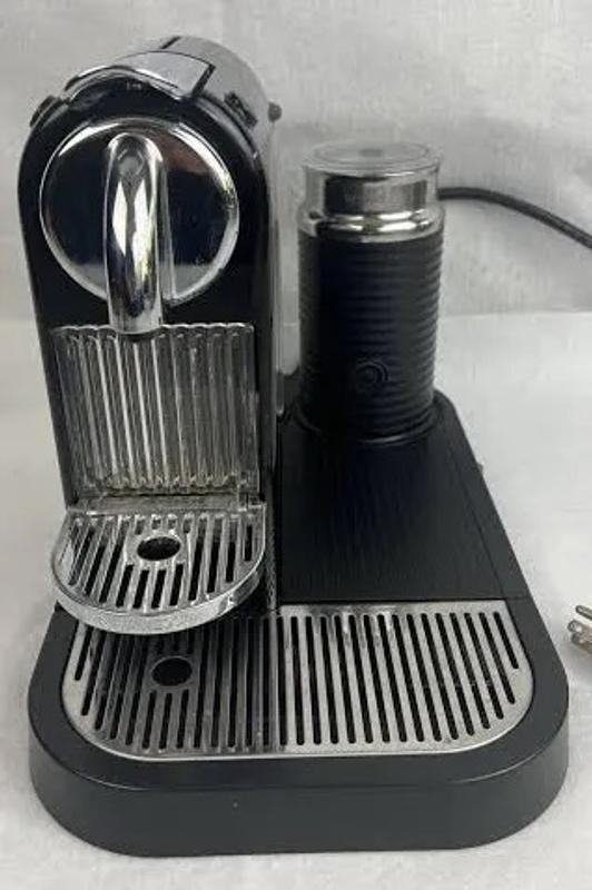 CitiZ & Milk Coffee & Espresso Machine by De’Longhi