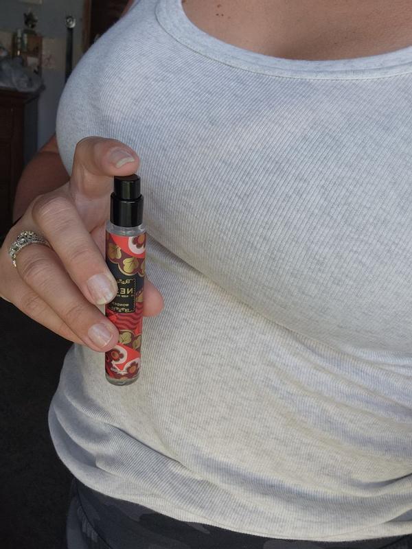 Customer photo for "The scent is very strong in the beginning, but it does last!"