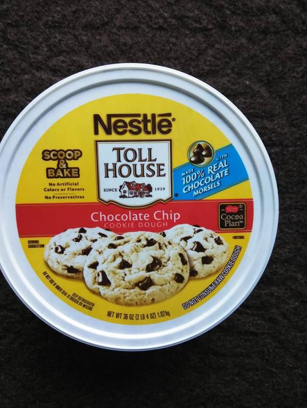 Nestle Toll House Scoop & Bake Chocolate Chip Cookie Dough Tub - 36oz