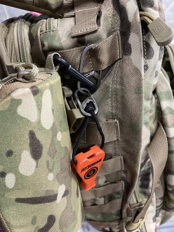 Nite Ize G-Series™ Dual Chamber Carabiner – Offbase Supply Co.