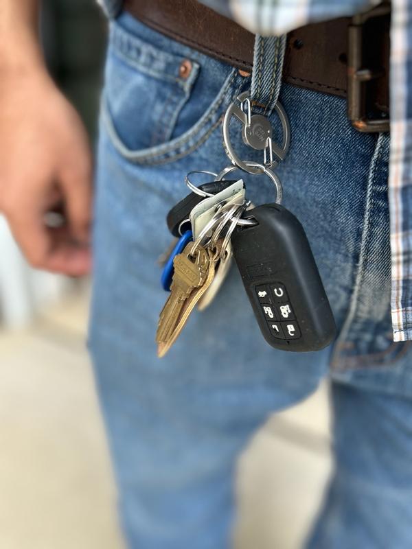 Medallion™ Key Carabiner