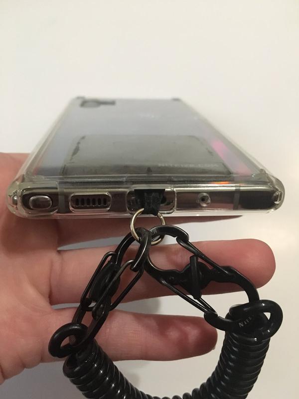 Attache Hitch pour téléphone et cordon de Nite Ize, MEC