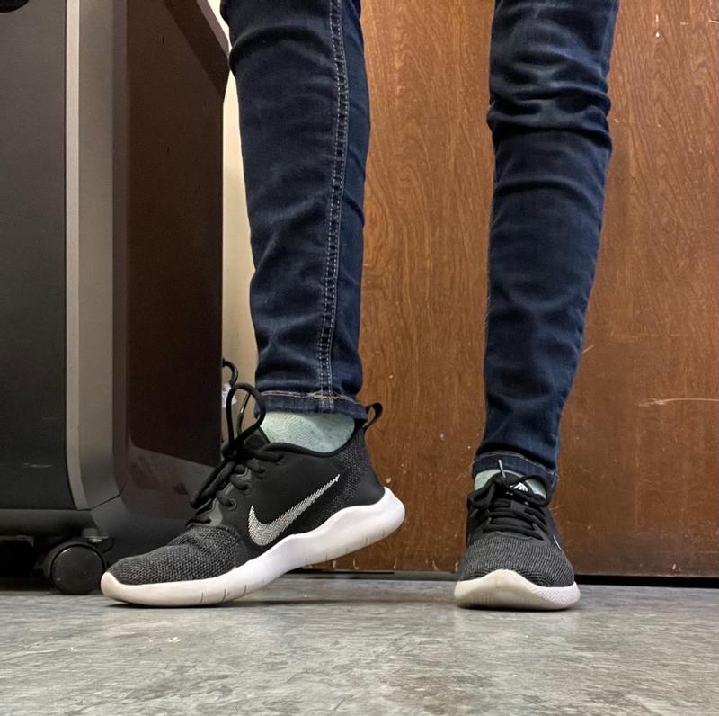 Nike Flex Experience shoes