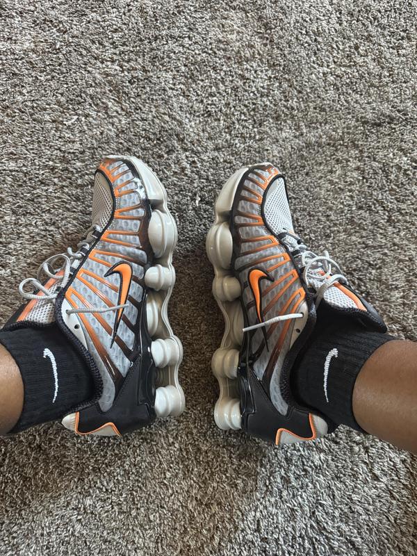 The is pair is uncomfortable and a 10.5