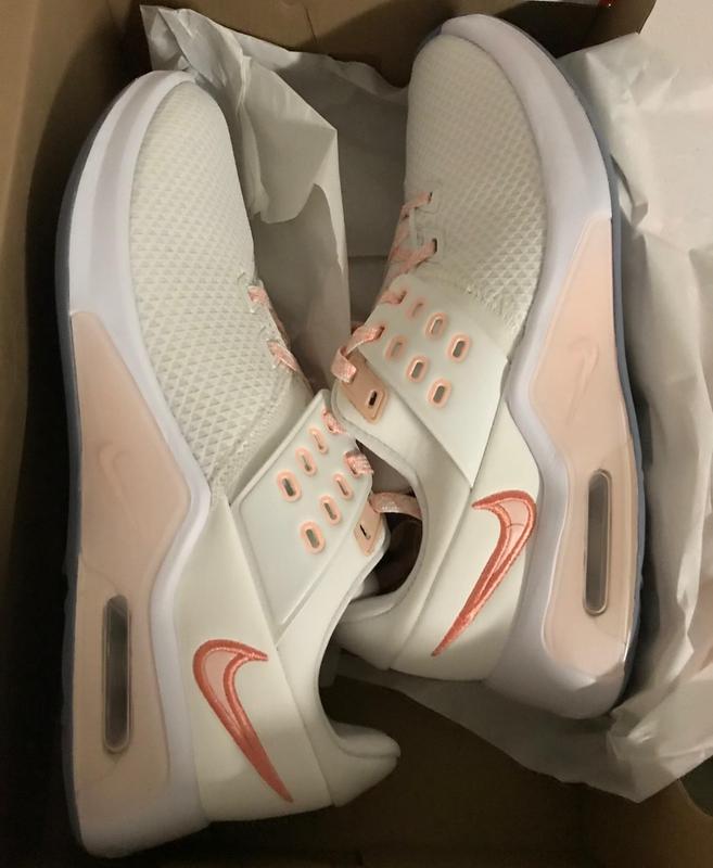 Nike Air Max Bella TR4