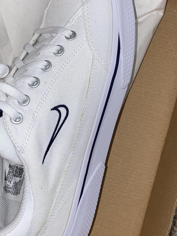 Customer photo for "Nice shoe, but DIRTY/YELLOWED GLUE"