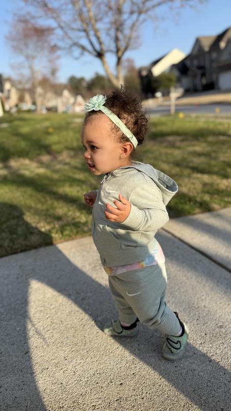 Review Thumbnail Image 0 248524786