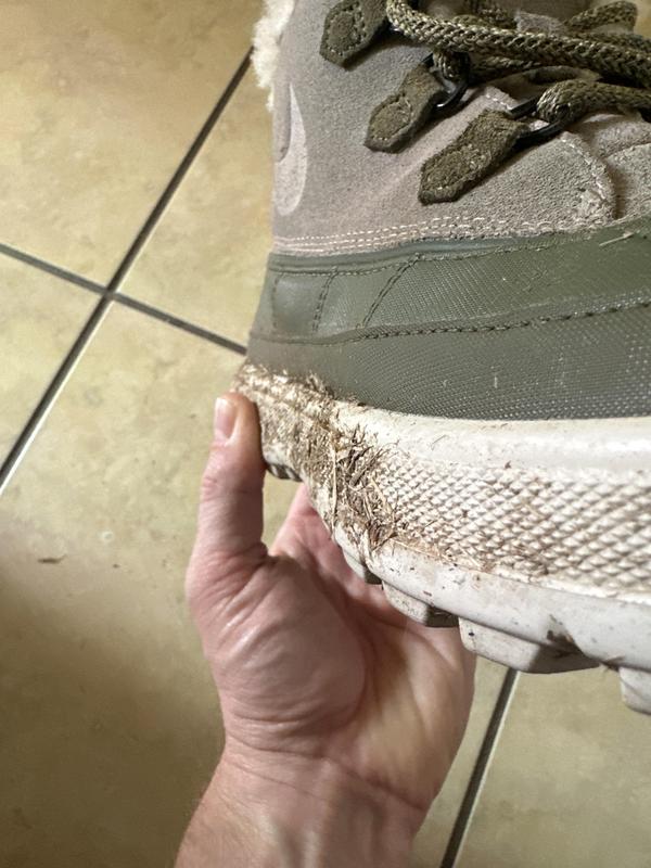 You can see the green is warped after one time getting dew on it.