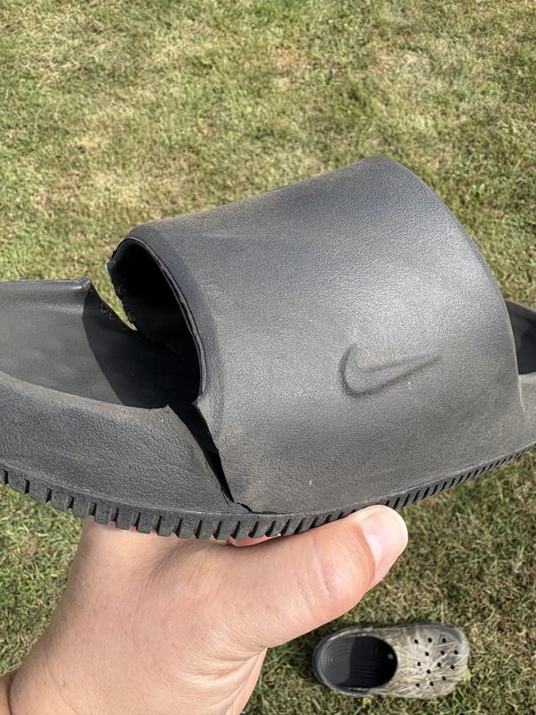 Customer photo for "Broken right away"