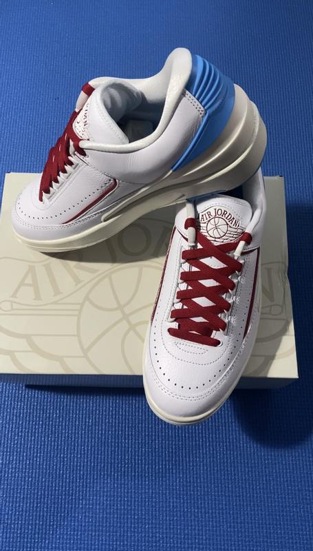 Customer photo for "Great Sneakers!"