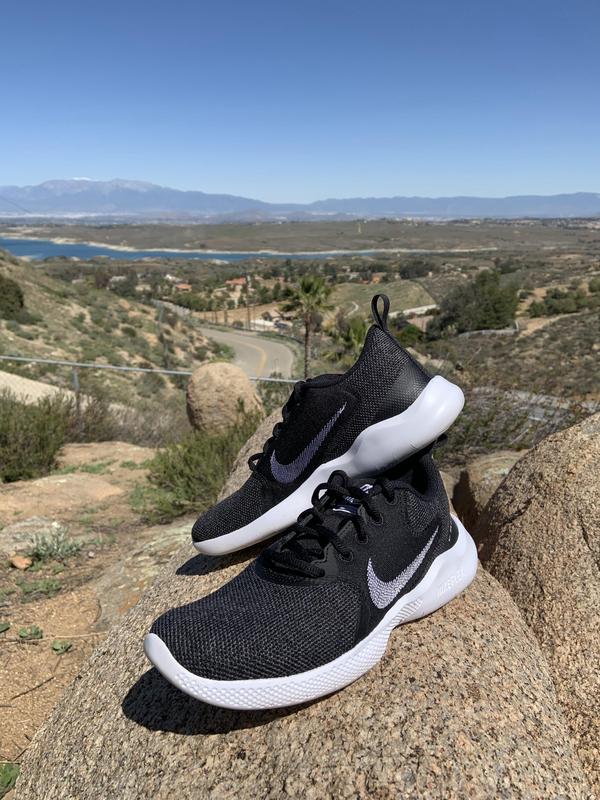 Nike Flex Experience shoes