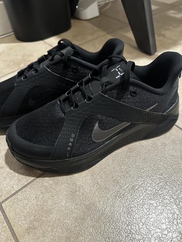 Customer photo for "Awesome versatile running / training shoe!!"