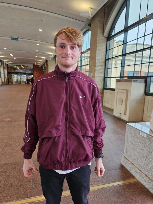 人気 ☆NIKE☆ NSW SOLO SWOOSH WOVEN TRACK JACKET Nike Sportswear Solo Swoosh Woven Track Jacket (Asia Sizing