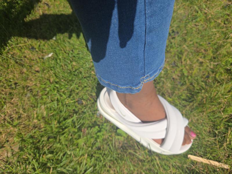 Customer photo for "Walking on ⛅️"
