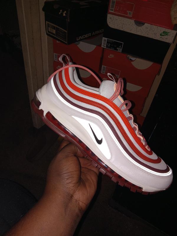 Review Thumbnail Image 0 237853058