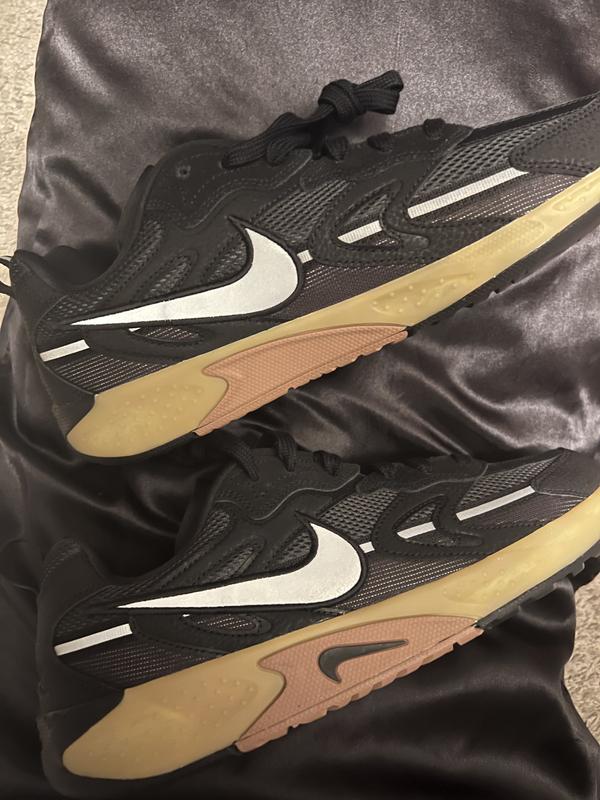 Customer photo for "Nike Jam Shoe Review"