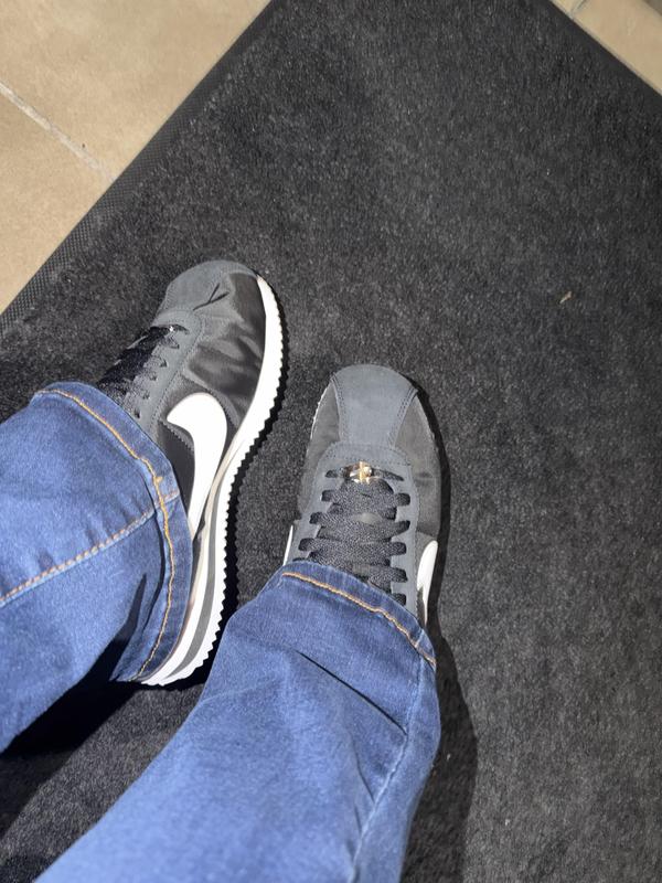 Customer photo for "Great to wear with everything"