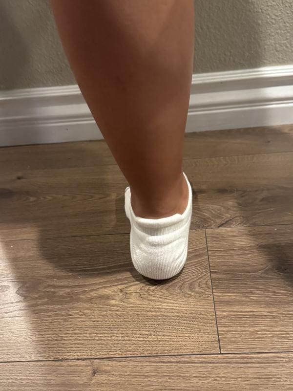 Customer photo for "Comfortable, Stay in Place, and Great for Everyday Wear"
