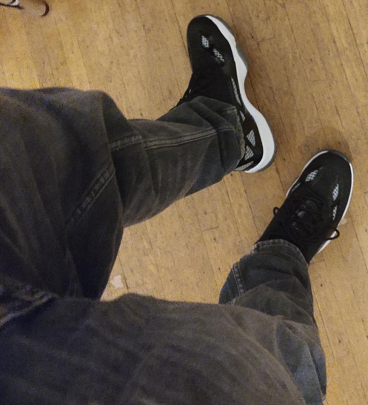 Air Jordan 11 Mens Retro Low IE Shoes – Extra Butter