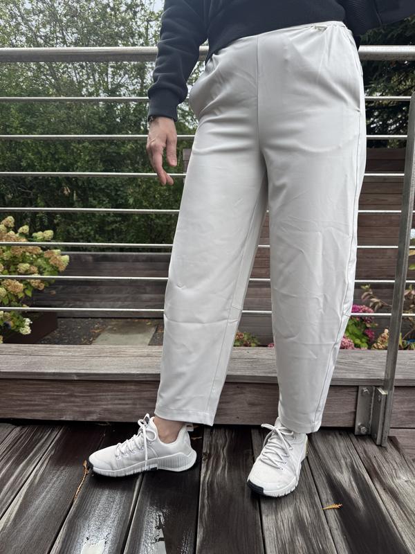 Customer photo for "Trendy trainer"