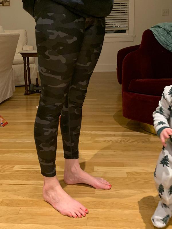 Dri Fit One Women's Mid Rise Camo Leggings