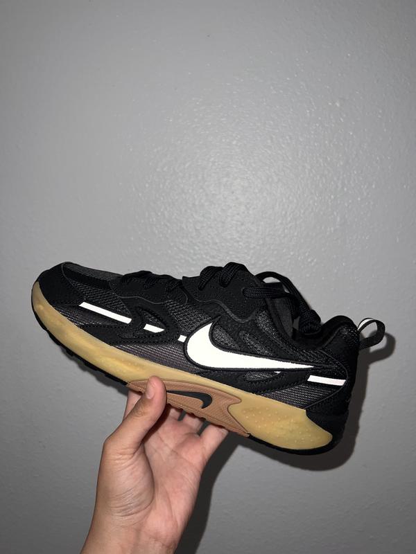 Customer photo for "wmns nike jam"
