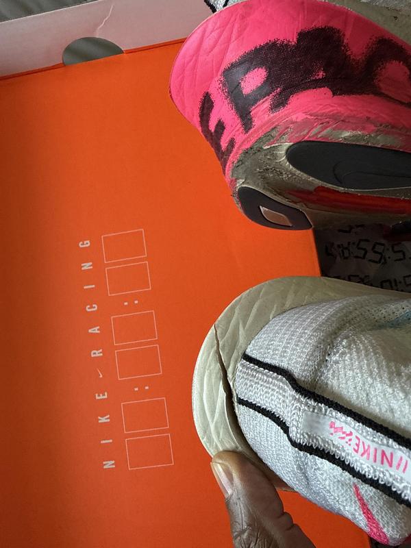 Customer photo for "Disappointing sole quality"