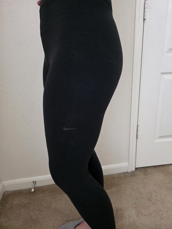 Customer photo for "warm, breathable leggings"