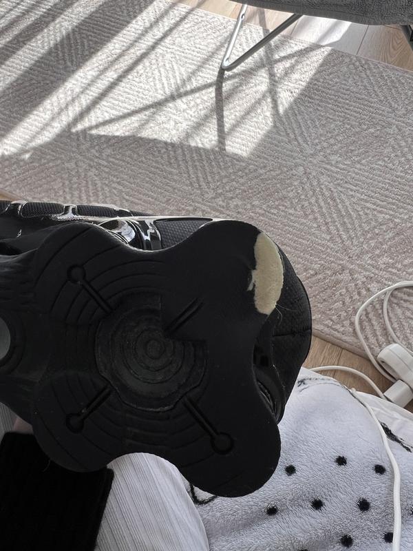 Customer photo for "Worn out after just a few months – disappointed"