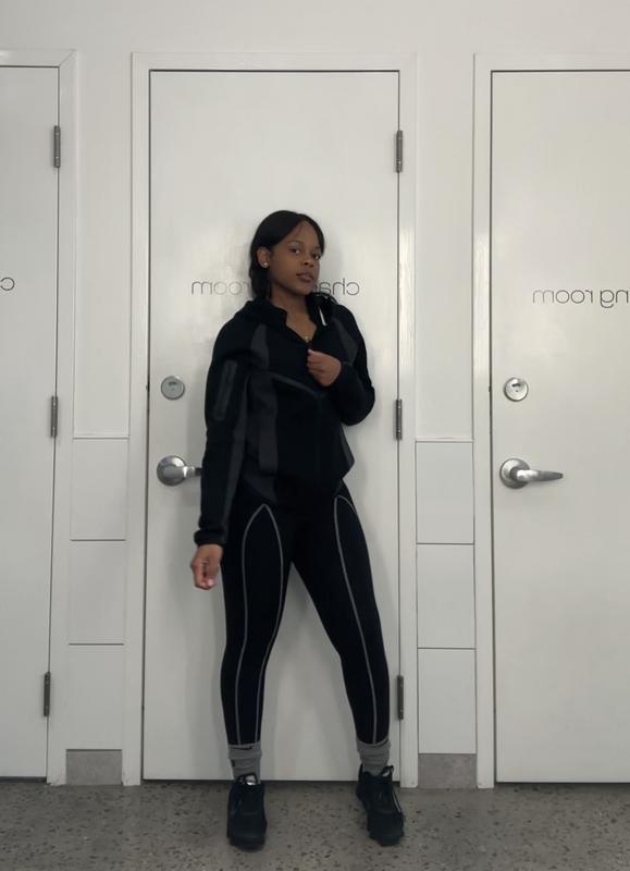 Review Thumbnail Image 0 247051850