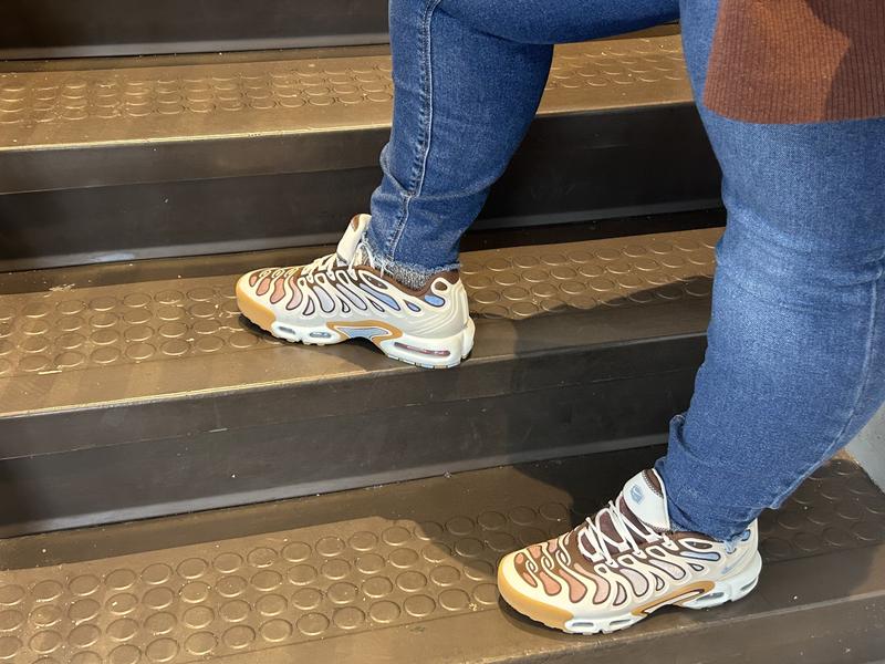 Metallic Silver White Air Max Plus On Feet Nike Shoe Nike Tn Pure